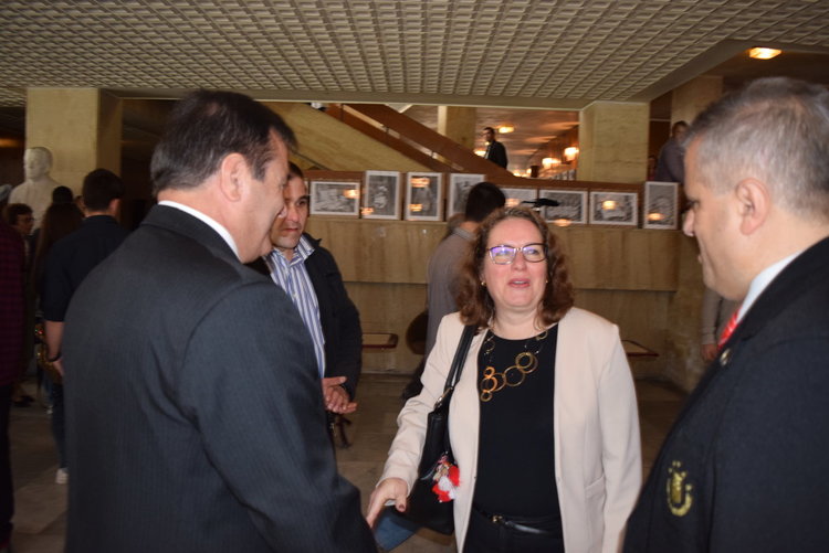 Азербайджанската посланичка