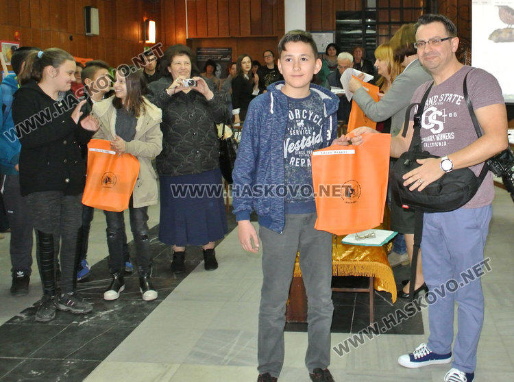 Деца рисуваха и снимаха чиста природа, наградиха ги