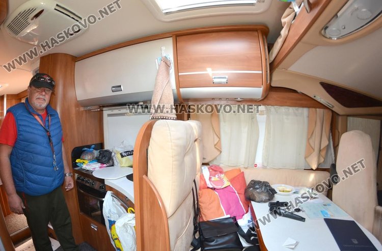 Над 100 кемпера от цялата страна приюти парк "Марица" 