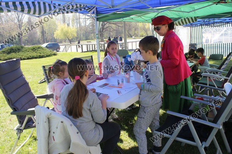 Над 100 кемпера от цялата страна приюти парк "Марица" 