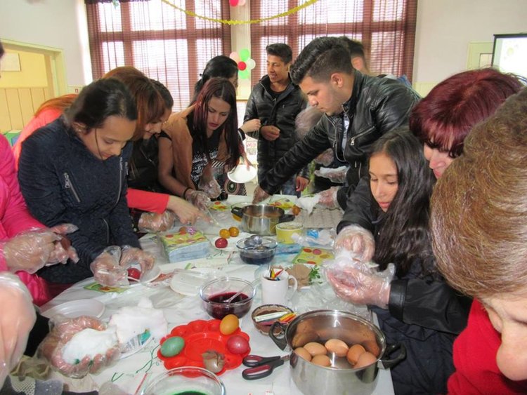 Възпроизведоха Великден  в Професионална гимназия по облекло и дизайн ,,ЕВРИДИКА“