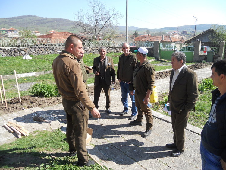 Децата от Буково станаха лесовъди за един ден