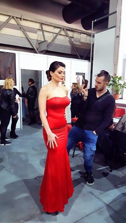 Димитровградчанка спечели първо място във фестивал за прически