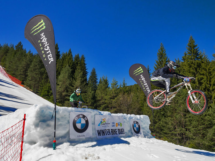 Много екшън и неочаквани обрати в тазгодишния  Зимен Байк Дуел в Пампорово-Мечи чал
