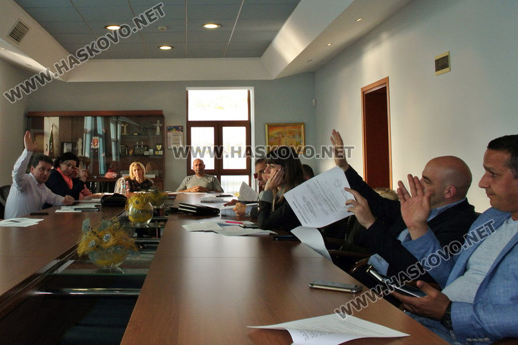 Ремонтираха правилата за прием в първи клас в Хасково