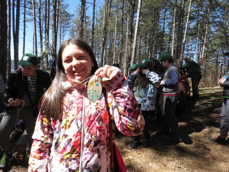 Деца, младежи и граждани станаха лесовъди за един ден 