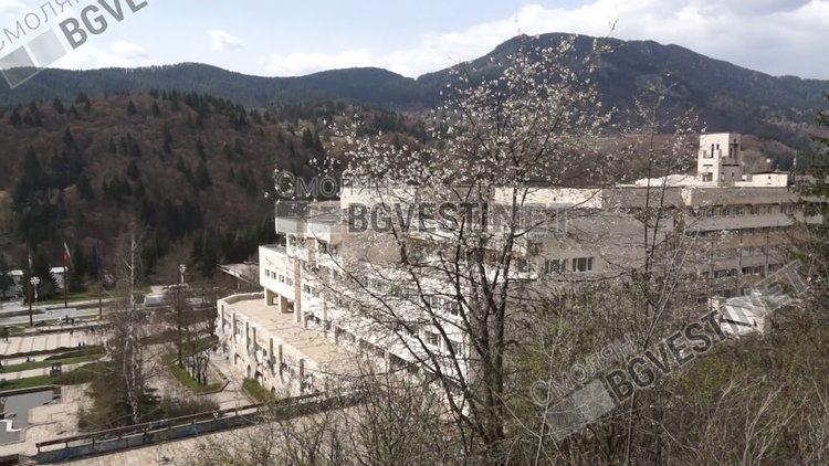 Времето: променлива облачност със слаби превалявания