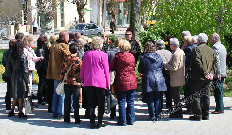 Хасковлии почетоха паметта на жертвите в Санкт Петербург 