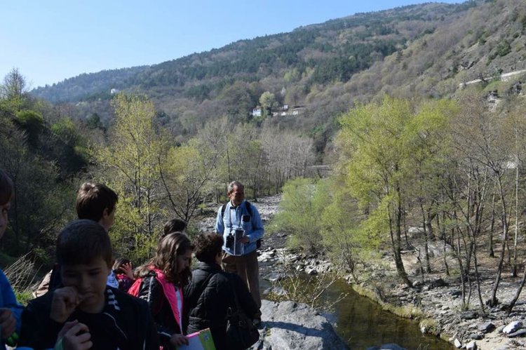 Ученици на екопоход по проекта "Станимашки еко-к@лейдоскоп" 