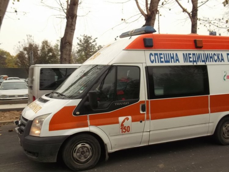 Пенсионер сгази жена на пешеходна пътека в Кърджали,вкара я в болница