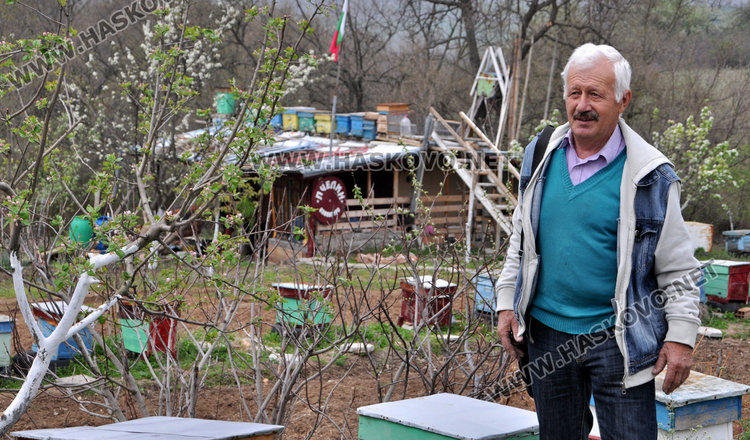 Хасковски пчелар проби с екологичен мед в Англия