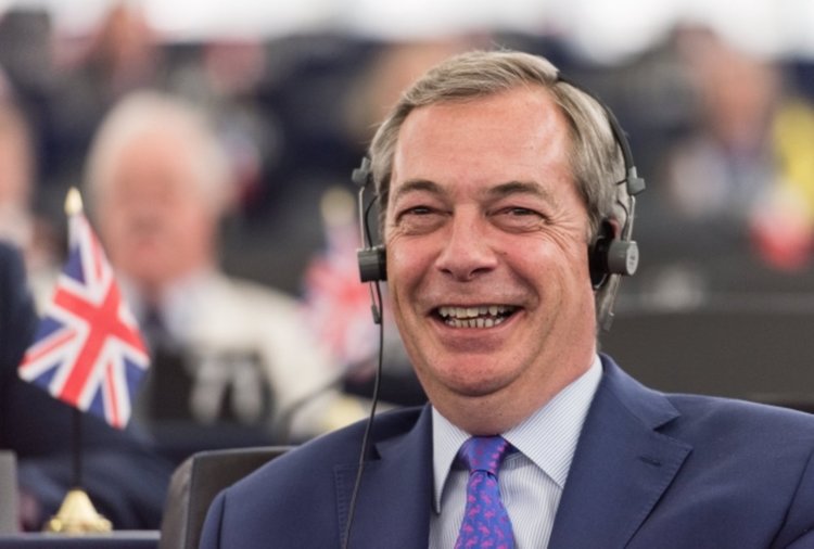 Найджъл Фараж нарече ЕС мафия на дебата за Brexit (видео)