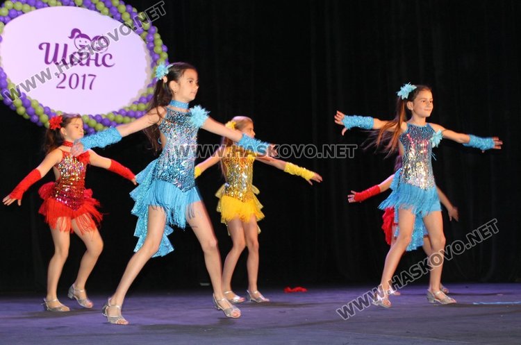 Детските градини в Димитровград дадоха старт на общинския конкурс "Шанс"