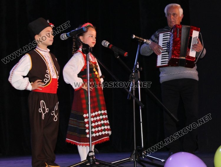 Детските градини в Димитровград дадоха старт на общинския конкурс "Шанс"