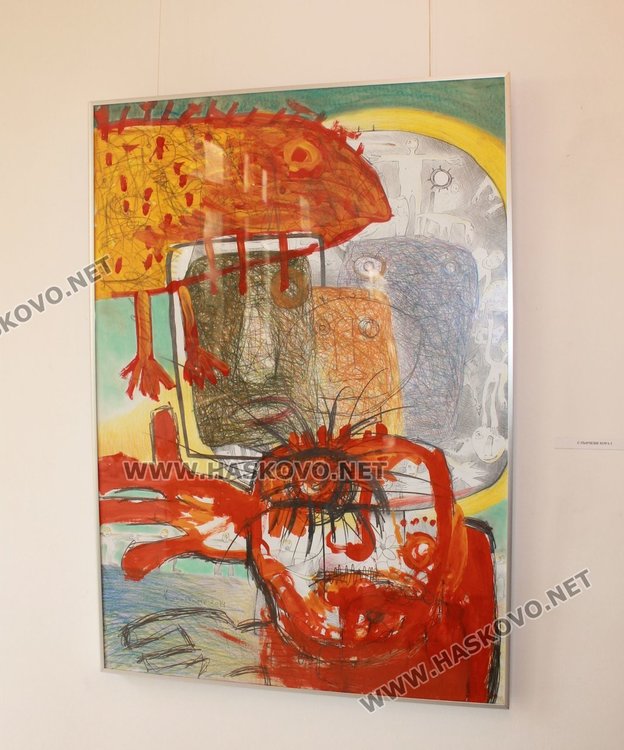 Пловдивски художник с провокативна изложба "Рисунка" в Димитровград