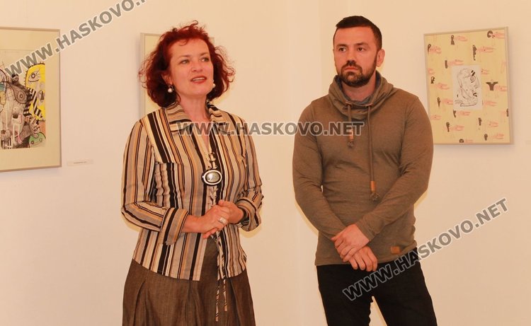 Провокативна изложба откри снощи в галерия "Петко Чурчулиев" в Димитровград провдивският художник Константин Константинов