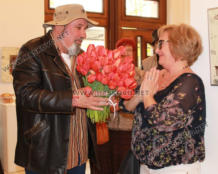 Пловдивски художник с провокативна изложба "Рисунка" в Димитровград