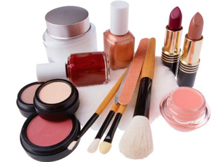 Кърджалийка по стъпките на Поптодорова,хващат я с крадена козметика