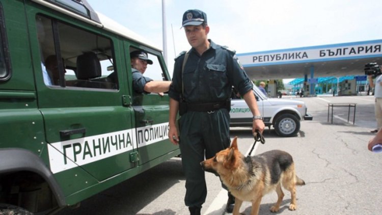 ЕС въвежда проверка на всички граждани по външните си граници
