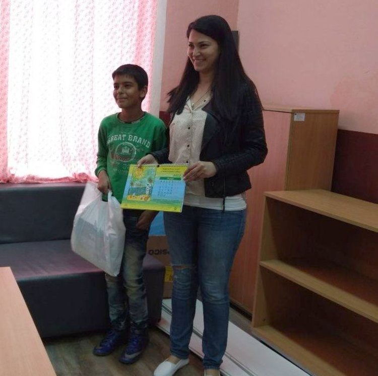 Грамота за трето място в конкурса за детска рисунка „С моето семейство е забавно“, организиран от фондацията получи 10 -годишният Танко Петров.