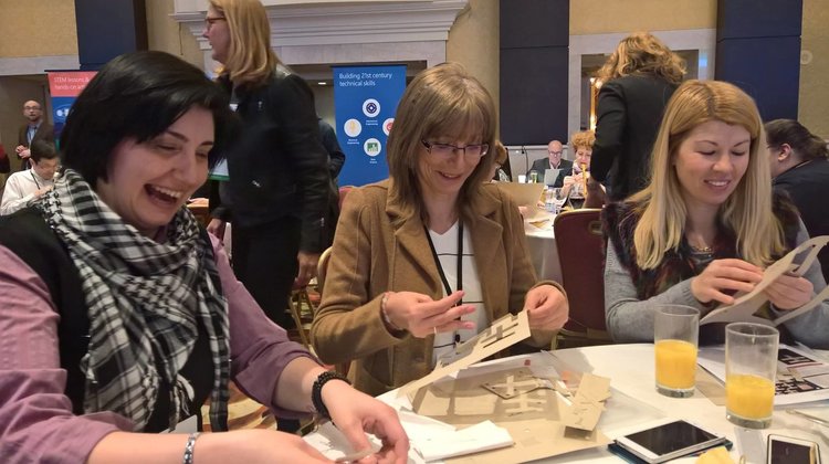 Таня Сребрева  за Майкрсофт, номинацията и Ниагарския водопад