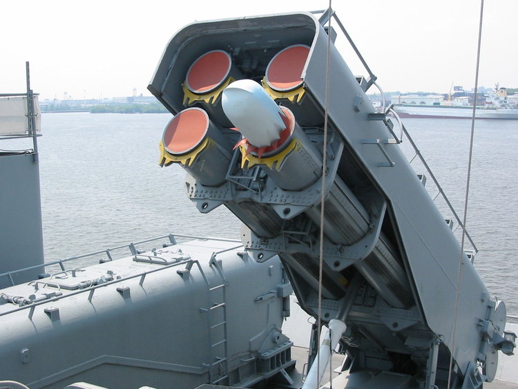 Ракетите Томахоук, с които САЩ удари Сирия - летят ниско и поразяват точно в целта  (видео)