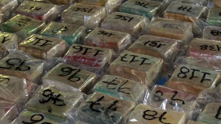 Разбиха канал за кокаин в Италия, дрогата била за Бургас