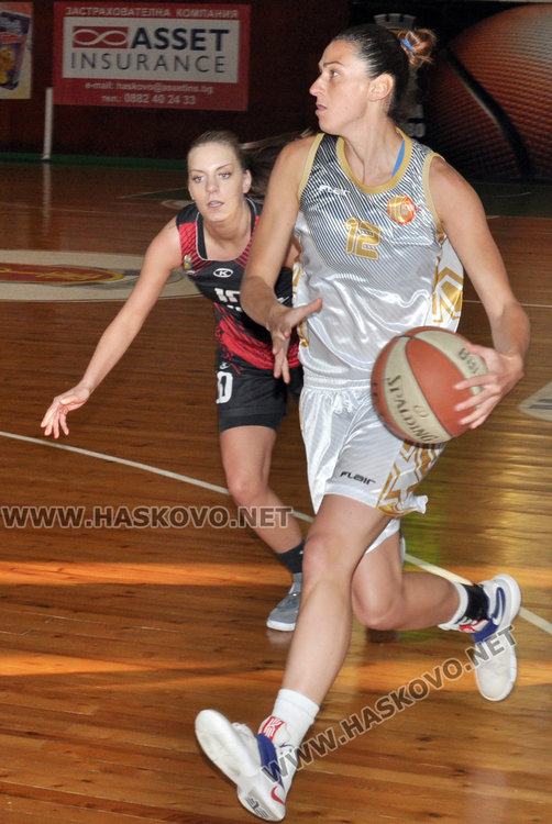 Баскетболистките на Хасково удариха Нефтохимик в първия полуфинал в зала „Дружба“