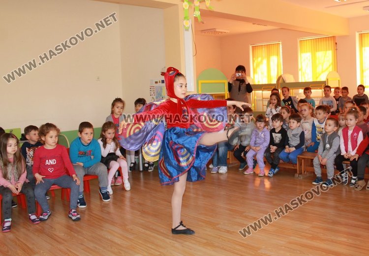 "Галаксико" организира Великденски концерти в детските градини