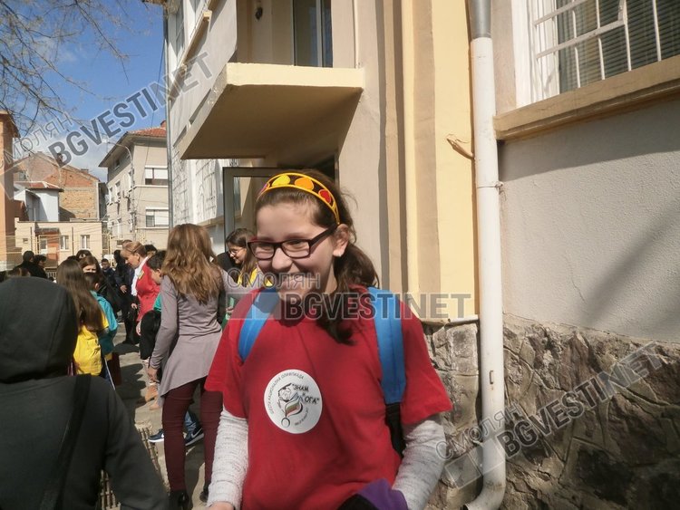 Смолянско момиче е сред десетте най-знаещи четвъртокласници в България