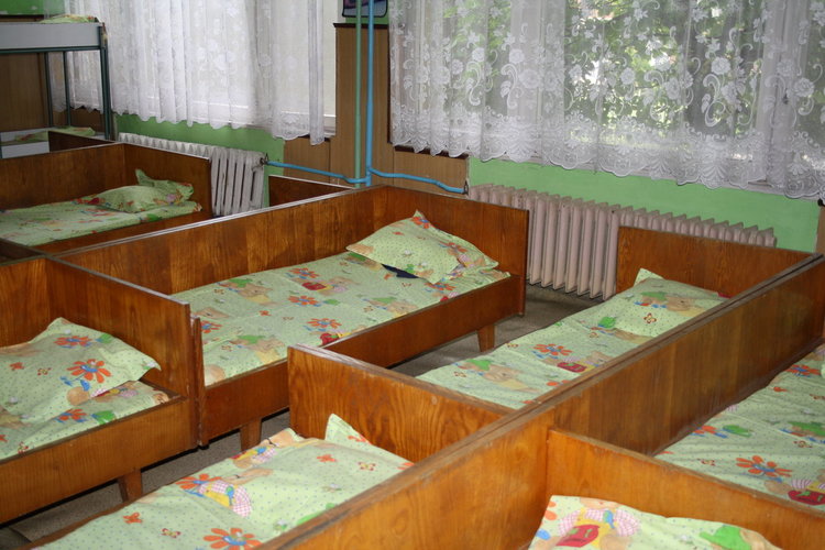 8 фирми искат да оборудват 4-те детски градини в Хасково