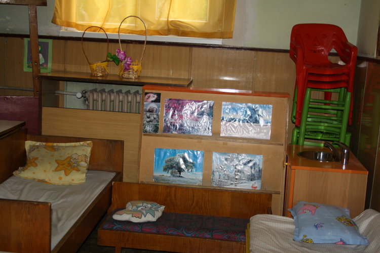 8 фирми искат да оборудват 4-те детски градини в Хасково