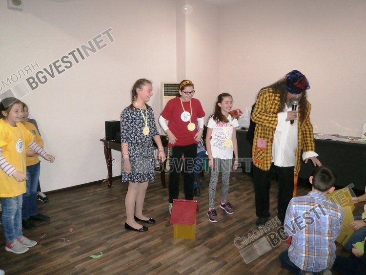 Смолянско момиче е сред десетте най-знаещи четвъртокласници в България