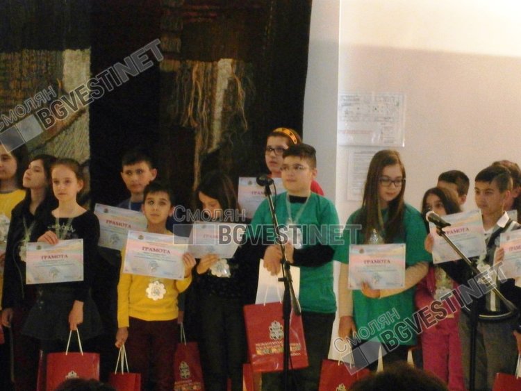 Смолянско момиче е сред десетте най-знаещи четвъртокласници в България