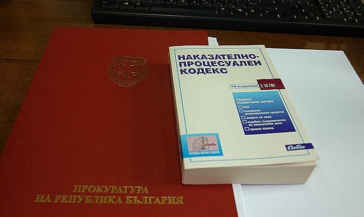 Шест месеца затвор за пиян шофьор и отнемане на книжката за година разпореди съда в Девин