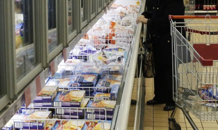 Колбаси и лютеница "за деца"? Подвеждащо!