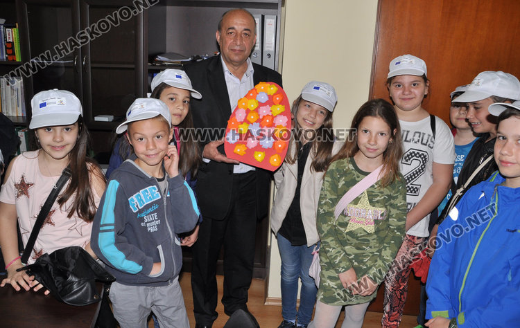 20 мераклии за стола на кмета на Хасково влязоха в общината