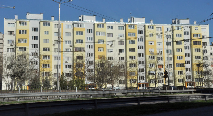 Първият саниран блок в Хасково - 29-ти в Орфей, бе открит официално през март. За него санирането беше 100 процента безплатно