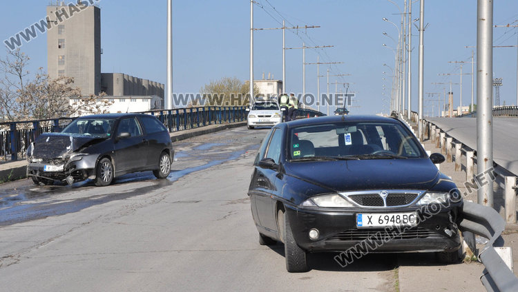 Шофьорът на катастрофиралия до гарата Сеат карал пиян