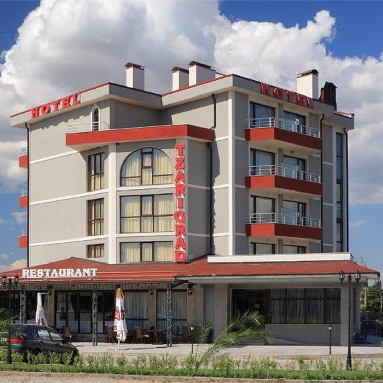 Неша Маркович ще пее на откриването на обновения ресторант „Цариград“