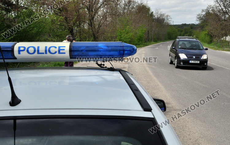 КАТ Хасково глобява по двама на час за превишена скорост
