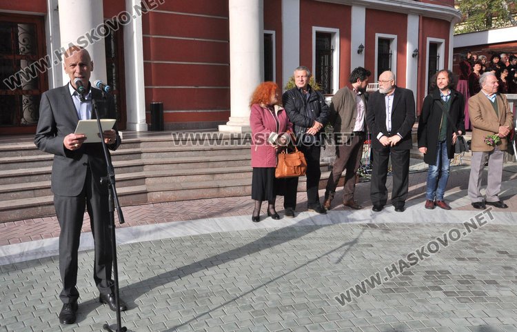 Лауреатът за поезия от 2002-а Иван Христов запали огъня на „Южна пролет“