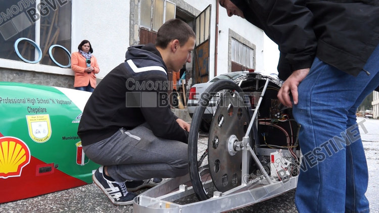 Ученически отбор от Чепеларе мери сили с най-големите европейски университети