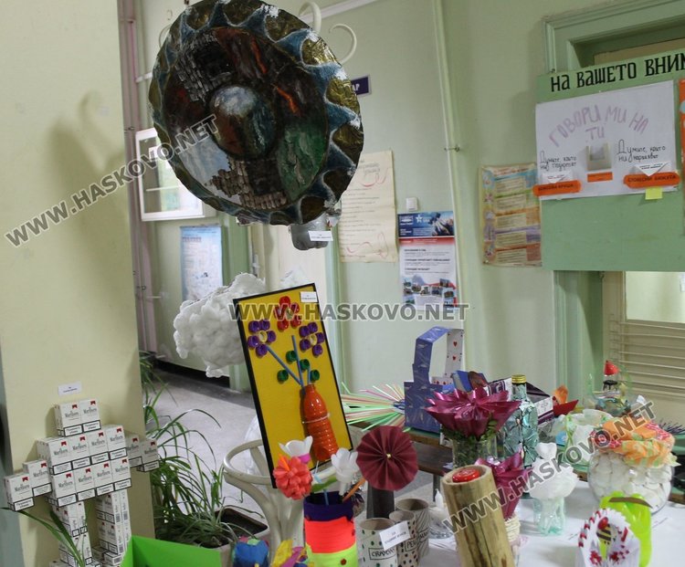 Богоровци подредиха изложба от боклуци