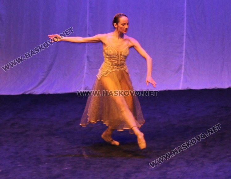 Примабалерината Диляна никифорова