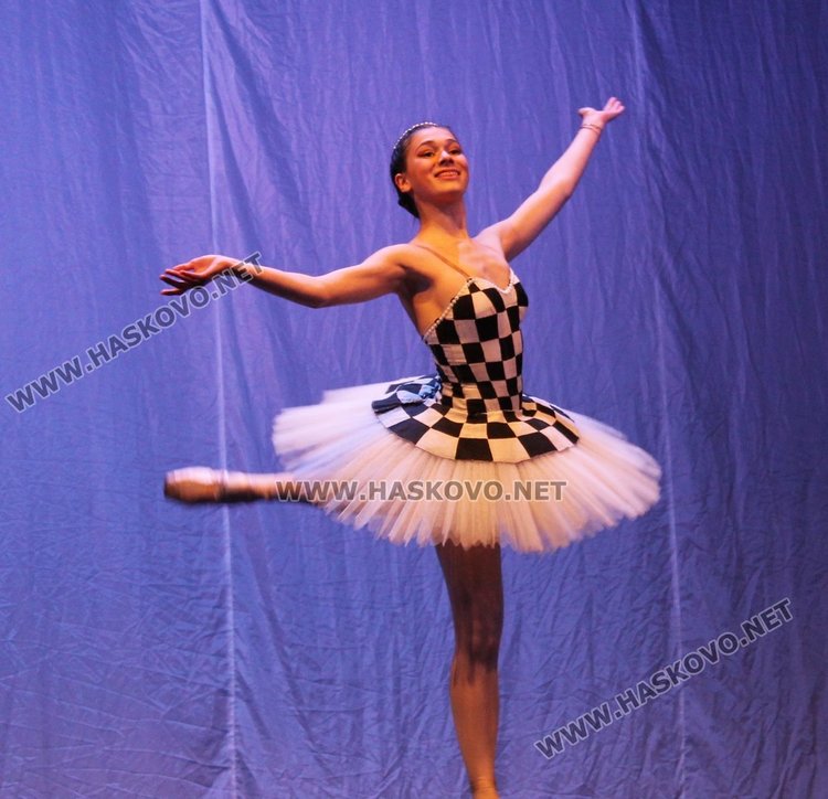 "Галаксико" се завърна като Общински център за танцово изкуство