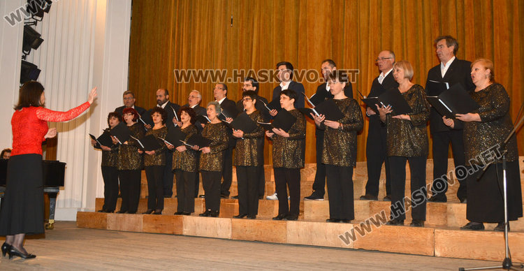 Шест хора участват в маратона“ България пее!“ в Хасково