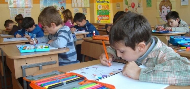 Тръгва за първи път в Хасково електронен прием за първокласниците 