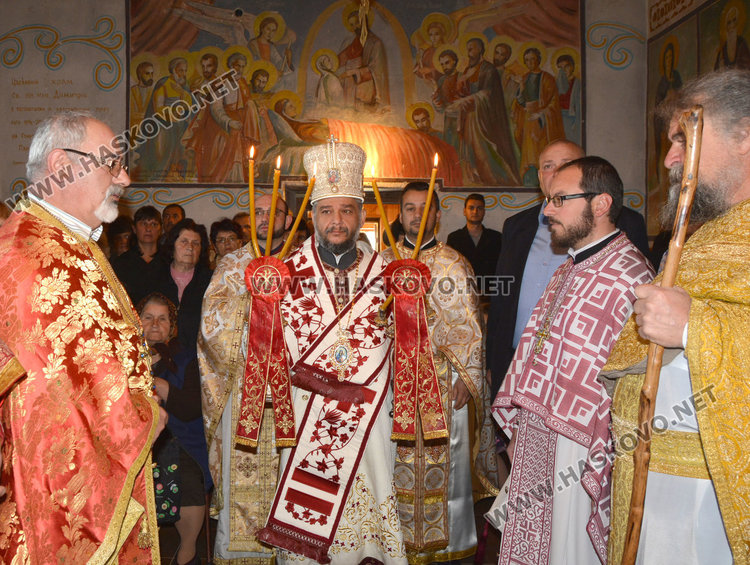 Дядо Киприан освети църквата на с. Йерусалимово, на гости дойде и палестинският посланник