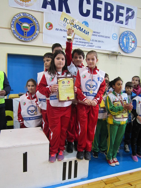 Сребро и бронз записаха в сметката си приложните колоездачи от Първомай